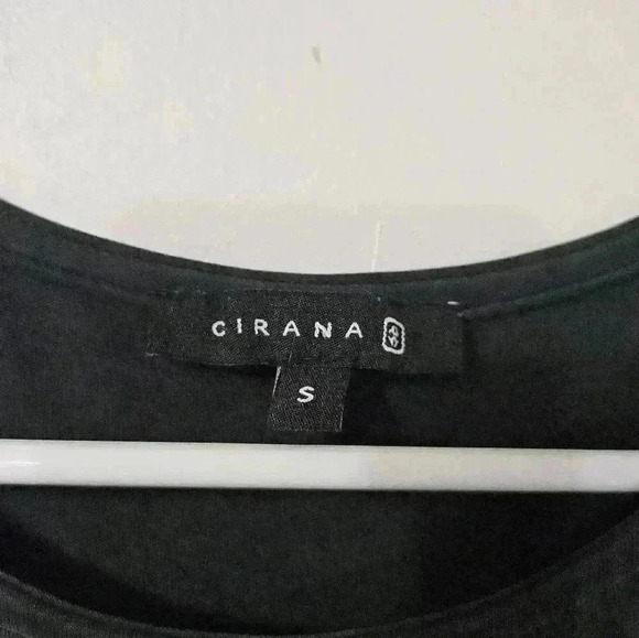 NWOT! Cirana top! - Picture 5 of 5